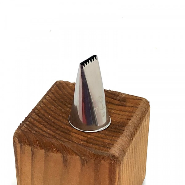 Кондитерская насадка лента с зубчиками №47 Tulip™ (Ribbon Basketweave)