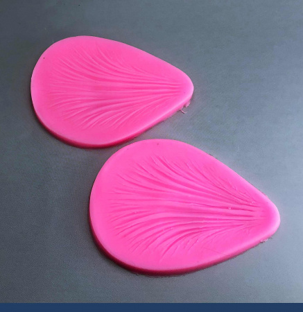 Молд силиконовый (вайнер) лепесток Пиона (0), комплект 2 части (70•50 мм) Молд силиконовый (вайнер) лепесток Пиона (0), комплект 2 части (70•50 мм)